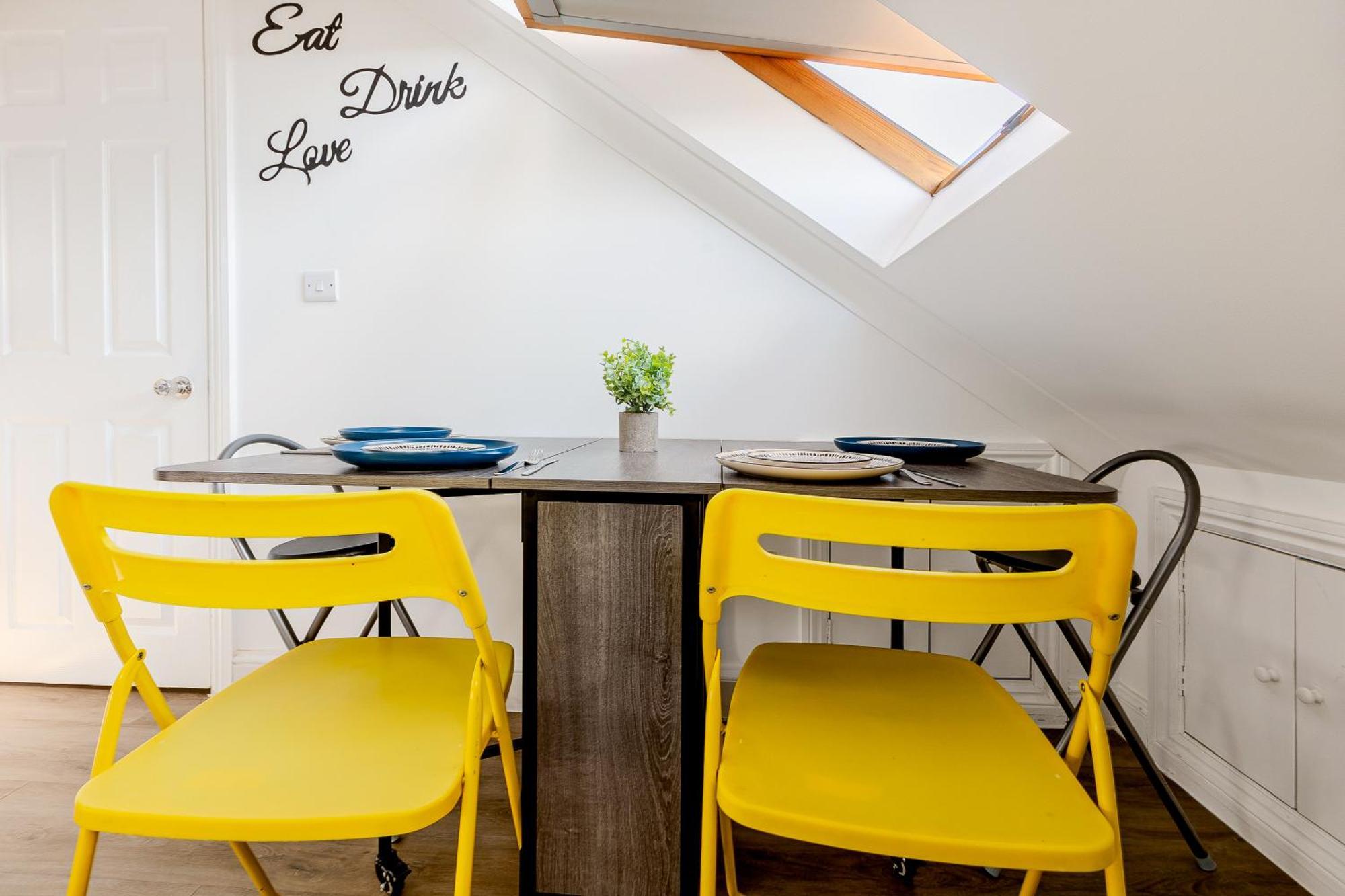 Bright 2Br Flat, Forest Gate, East Лондон Екстериор снимка