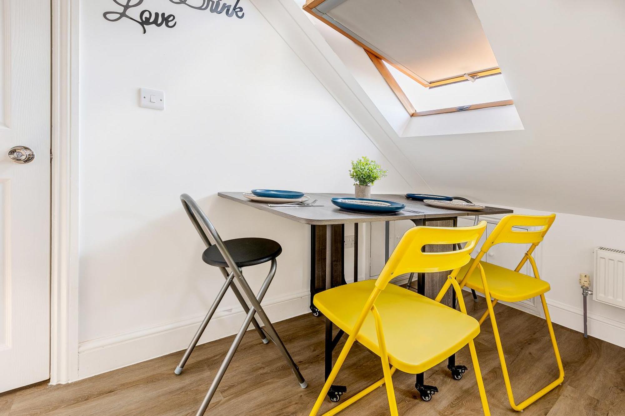 Bright 2Br Flat, Forest Gate, East Лондон Екстериор снимка