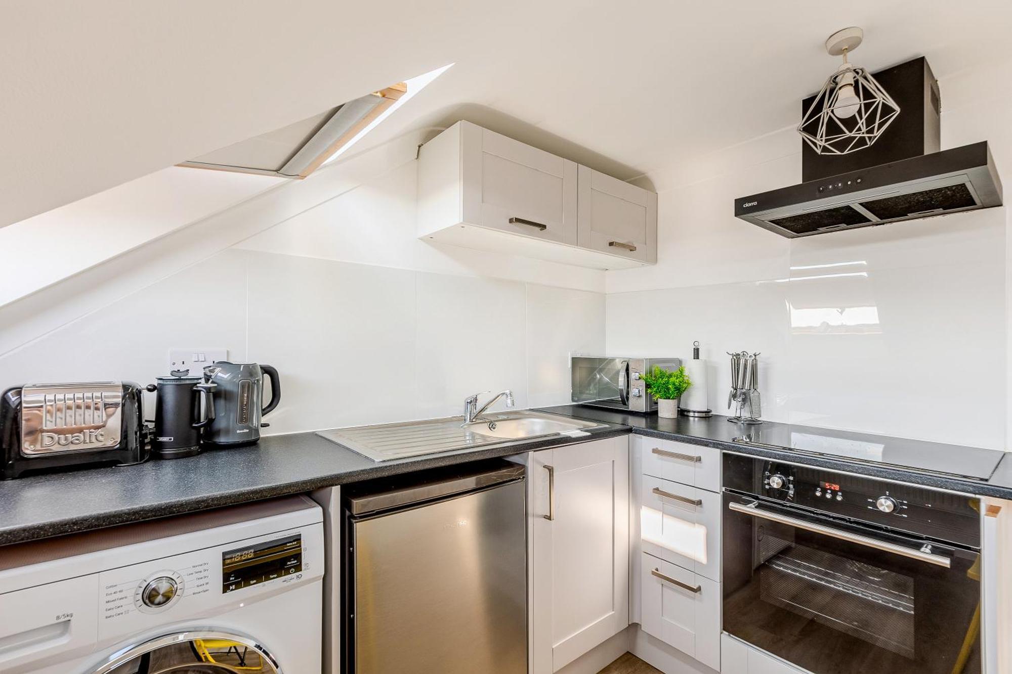Bright 2Br Flat, Forest Gate, East Лондон Екстериор снимка
