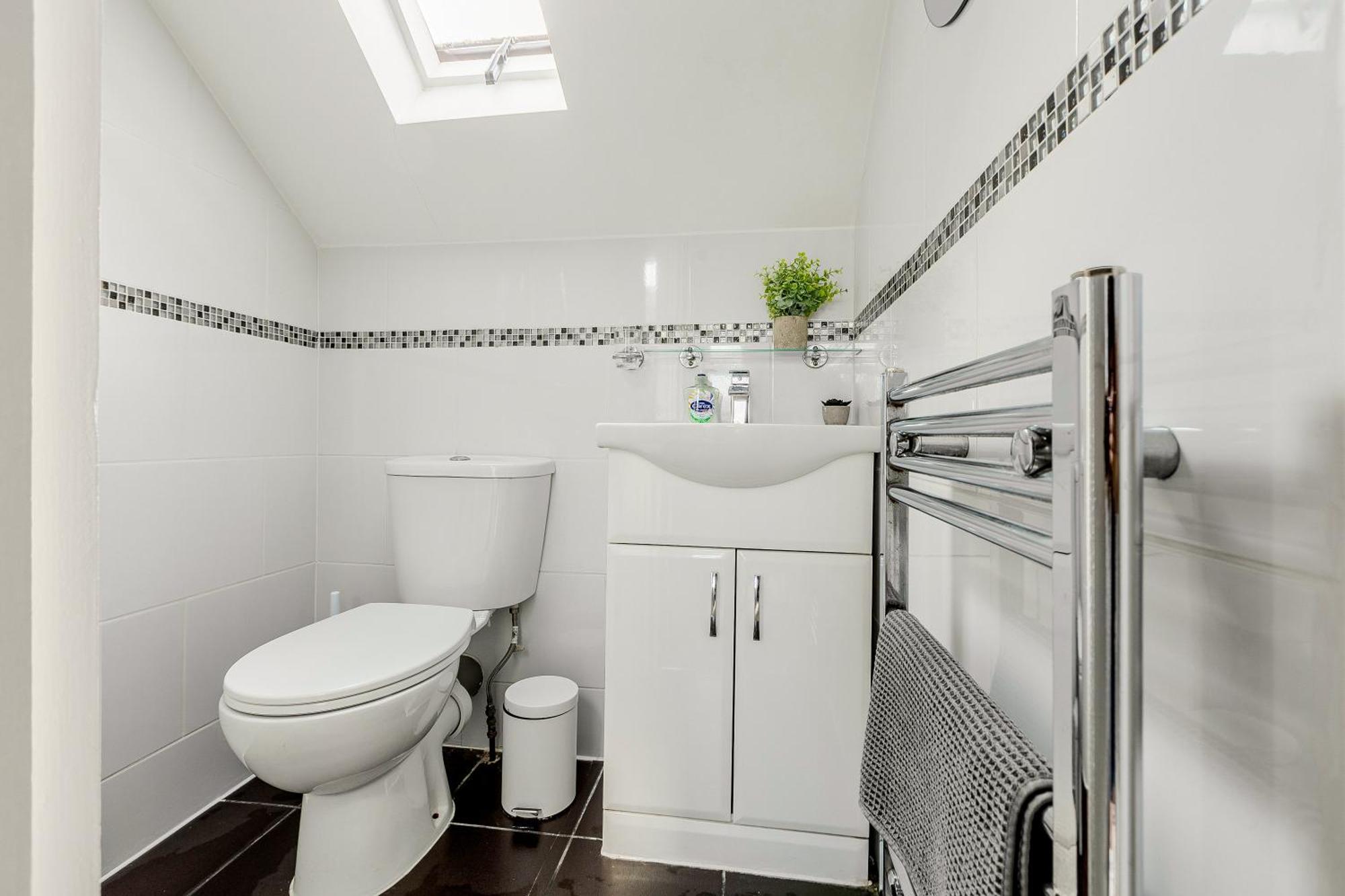Bright 2Br Flat, Forest Gate, East Лондон Екстериор снимка