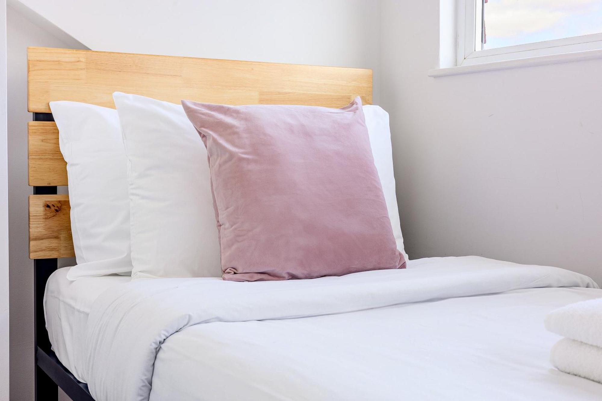 Bright 2Br Flat, Forest Gate, East Лондон Екстериор снимка